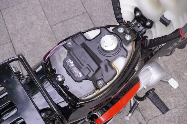 Honda Cross Cub bản giới hạn đầu tiên về Việt Nam ảnh 9