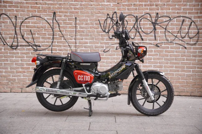 Honda Cross Cub bản giới hạn đầu tiên về Việt Nam ảnh 4