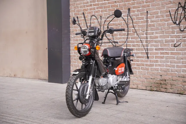Honda Cross Cub bản giới hạn đầu tiên về Việt Nam ảnh 15
