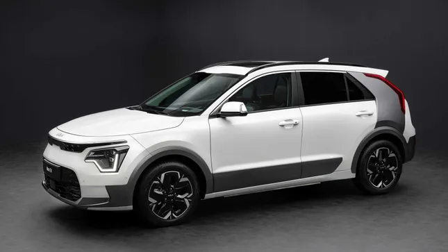 Top 10 mẫu xe hybrid tiết kiệm nhiên liệu nhất năm 2025 ảnh 8