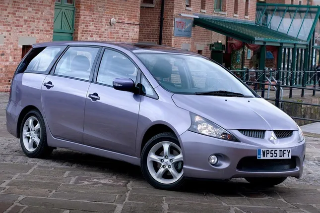 Mitsubishi Grandis được hồi sinh dưới dạng xe hybrid ảnh 1