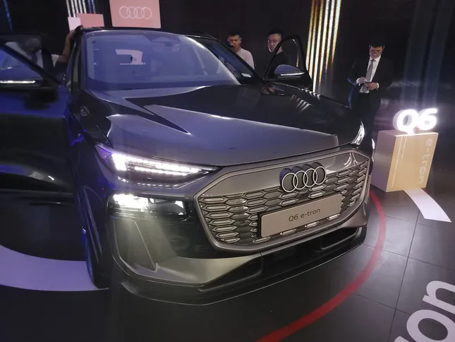 Cận cảnh mẫu xe điện thứ ba của Audi tại Việt Nam ảnh 4