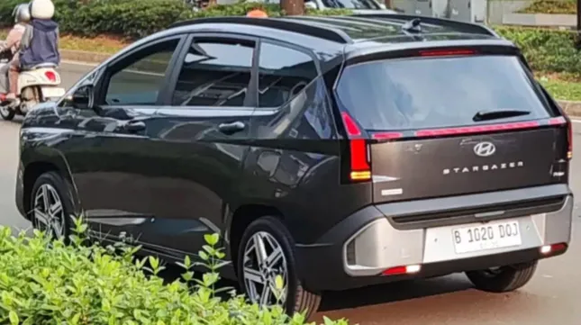 Hyundai Stargazer ‘lột xác’ với thiết kế mới ảnh 3