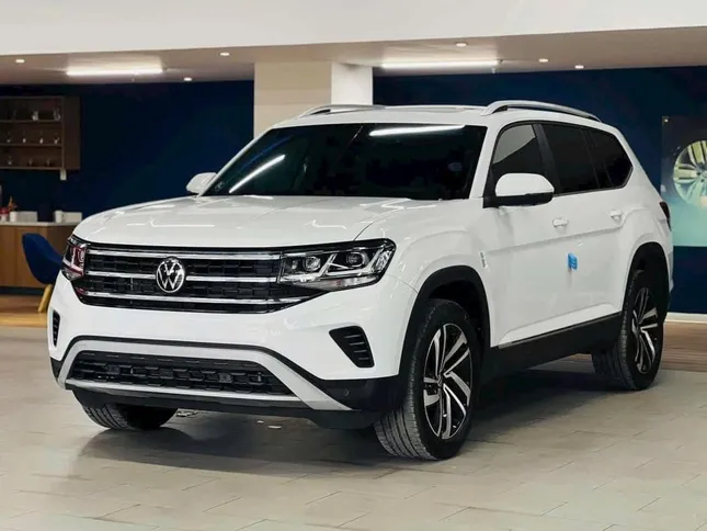 Xả hàng tồn, Hyundai Santa Fe có giá chỉ từ 855 triệu đồng ảnh 3