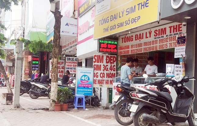 Ôm sim 11 chờ đổi số: Dân đầu cơ toát mồ hôi ảnh 1