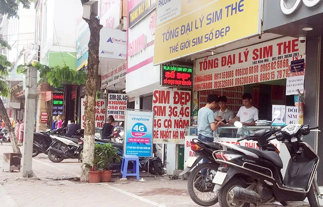 Sát giờ chuyển đổi, thị trường SIM 11 số đẹp tăng giá vùn vụt ảnh 2