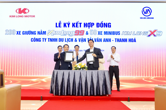 Vân Anh Limousine bổ sung cập nhật 200 xe cộ nệm ở thời thượng, không ngừng mở rộng thị ngôi trường phía Bắc hình ảnh 2