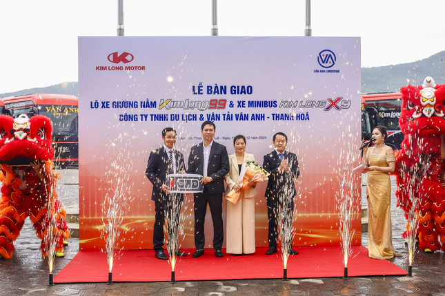 Vân Anh Limousine bổ sung cập nhật 200 xe cộ nệm ở thời thượng, không ngừng mở rộng thị ngôi trường phía Bắc hình ảnh 3