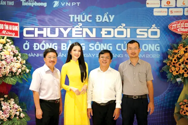 Tôi làm Hội thảo chuyển đổi số ảnh 1