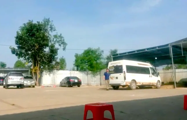 Vượt &apos;tường lửa&apos; vào trường gà quốc tế C1- 888 ảnh 6