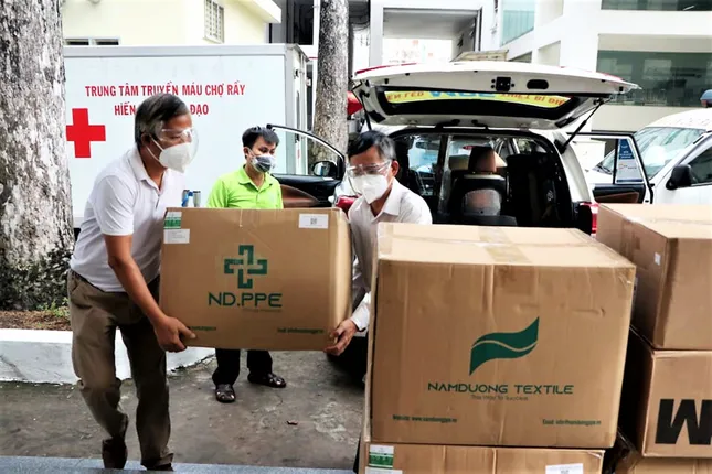 Nghề báo và những góc khuất ảnh 2