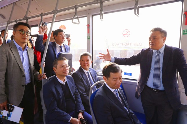 Hơn 54 triệu khách Thủ đô đi xe buýt  ảnh 1