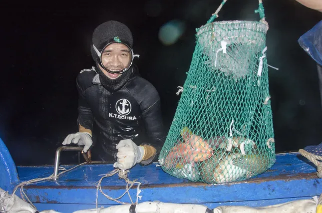 Vẫn dọc ngang từng mét nước chủ quyền: Đêm qua bãi Linh Côn ảnh 2