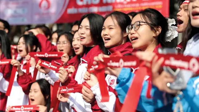 Bên giường bệnh nhân K giữa mùa cách ly ảnh 2