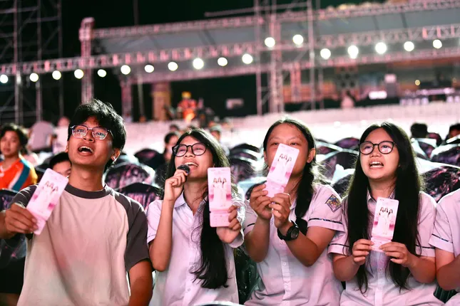 Đêm nay chung kết hoa hậu Việt Nam 2024: Bừng sáng sông Hương ảnh 2