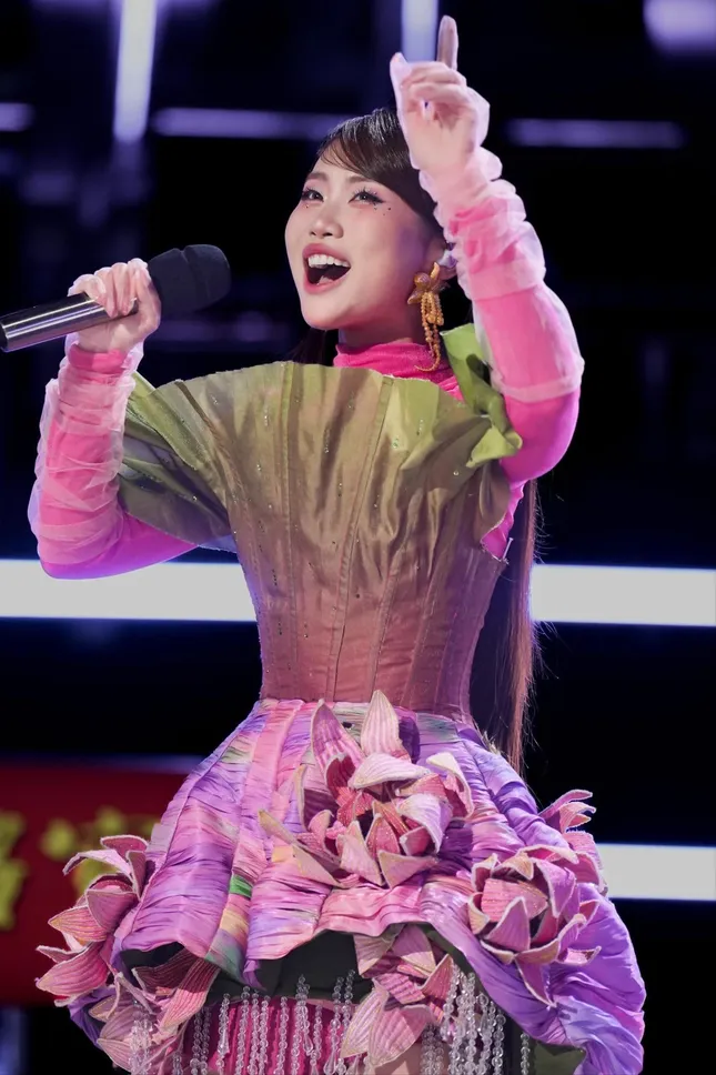 &apos;Cơn sốt&apos; Bóng phù hoa ảnh 1