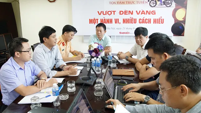 Vượt đèn vàng: Gần vạch, phanh sao kịp mà phạt? ảnh 1