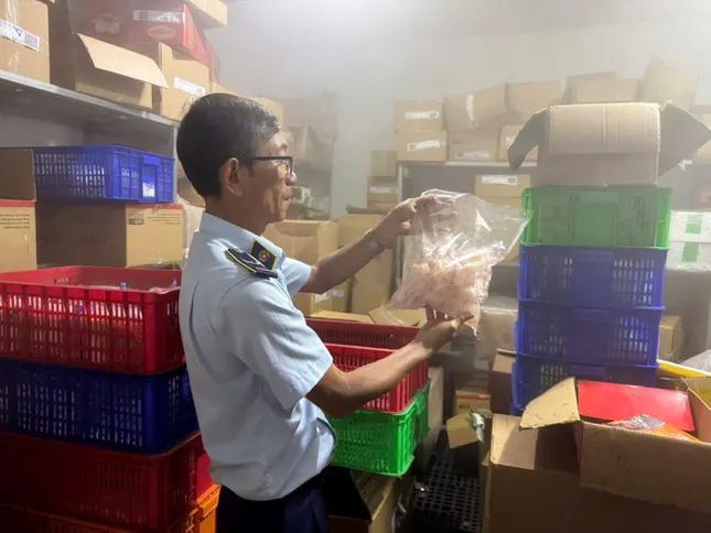 Cẩn trọng với &apos;mật ngọt&apos; từ KOL quảng cáo ảnh 2