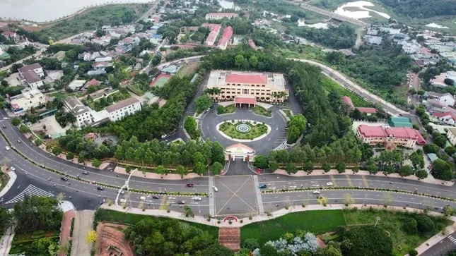 Dự kiến hơn trăm tỷ đồng hỗ trợ cán bộ Đắk Nông ổn định chỗ ở khi sang Lâm Đồng ảnh 1