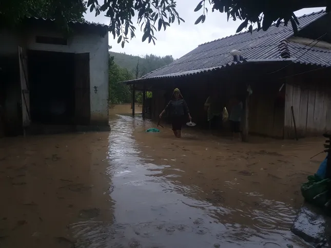Đắk Lắk lại mưa to kéo dài, nguy cơ lũ quét, sạt lở ảnh 2