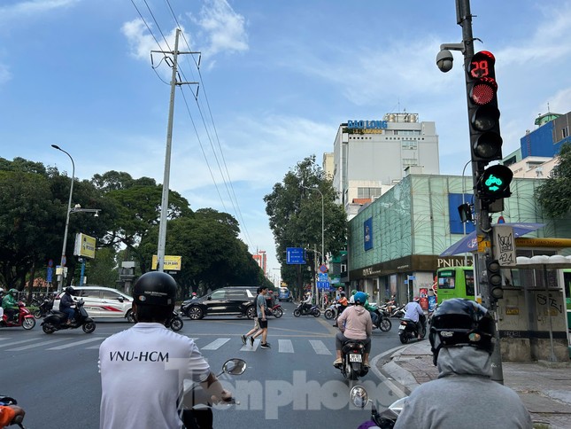 50 giao lộ ở TPHCM được rẽ phải khi đèn đỏ ảnh 2