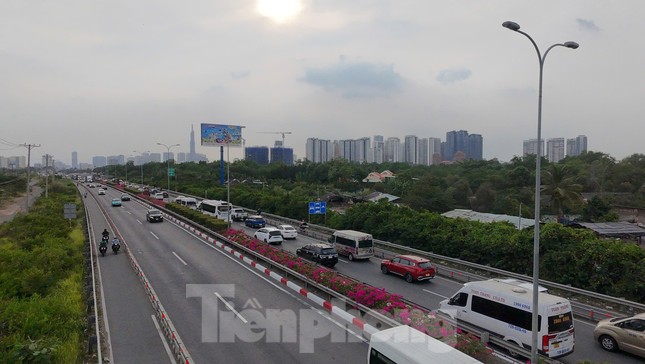 Cấm xe máy lưu thông trên đường dẫn cao tốc TPHCM - Long Thành – Dầu Giây từ ngày 7/6 ảnh 1