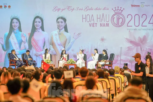Hoa hậu Việt Nam không chọn 'viên ngọc đã quá sáng', mà ưu tiên 'viên ngọc thô ráp' ảnh 2