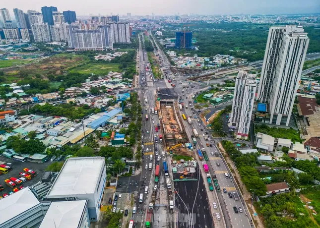 Hơn 10.800 tỷ đồng vốn đầu tư công cho giao thông TPHCM cần phải giải ngân ảnh 1