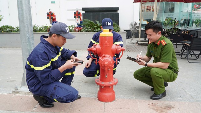 Số hoá nguồn nước &apos;tuyệt chiêu&apos; của lực lượng cảnh sát phòng cháy chữa cháy Điện Biên ảnh 1