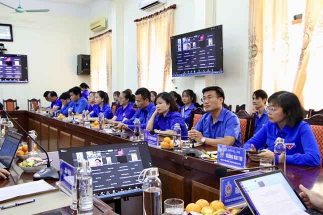 Tham gia góp ý dự thảo sửa đổi Hiến pháp 2013 qua VNeID là nhiệm vụ chính trị quan trọng ảnh 3