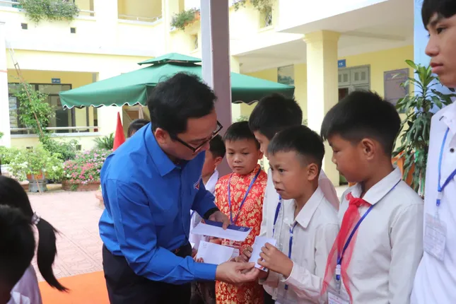 Ngày hè đáng nhớ tại ngôi trường mang tên Đại tướng Võ Nguyên Giáp ảnh 1