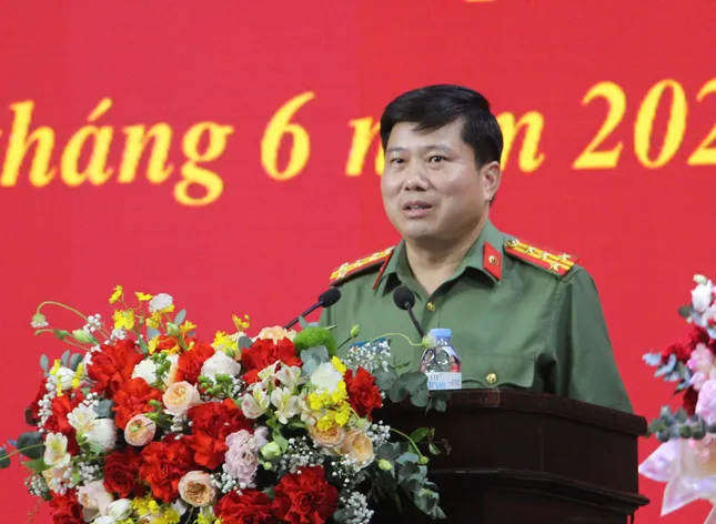 Công bố quyết định của Bộ trưởng Công an về công tác cán bộ ảnh 1