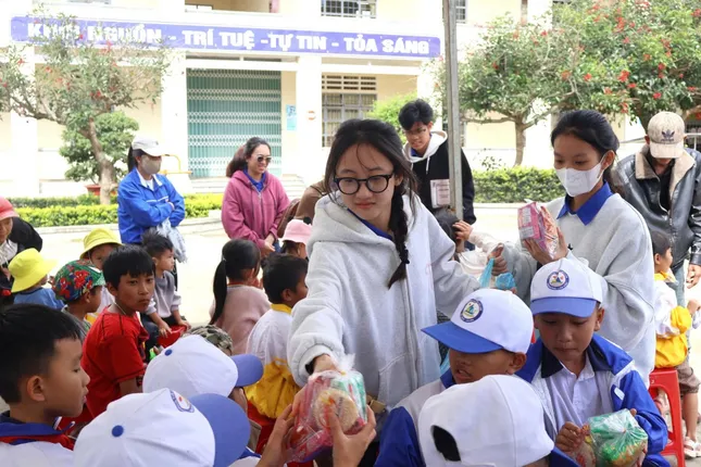 Cảnh giác lừa đảo khi đăng ký các trại hè quân đội ảnh 3