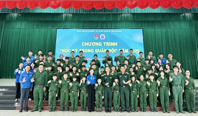 &apos;Chiến sĩ nhí&apos; Lâm Đồng tham gia học kỳ trong quân đội tại Trung đoàn Bộ binh 994 ảnh 1