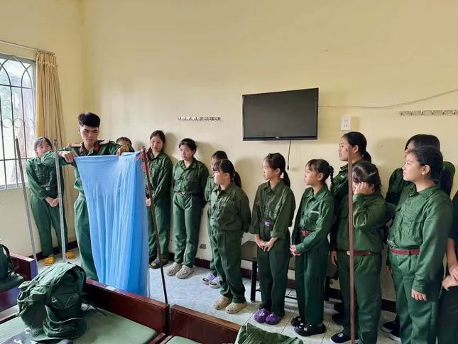 &apos;Chiến sĩ nhí&apos; Lâm Đồng tham gia học kỳ trong quân đội tại Trung đoàn Bộ binh 994 ảnh 6