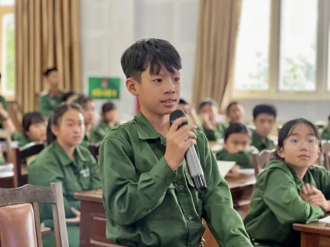 &apos;Chiến sĩ nhí&apos; Lâm Đồng tham gia học kỳ trong quân đội tại Trung đoàn Bộ binh 994 ảnh 16