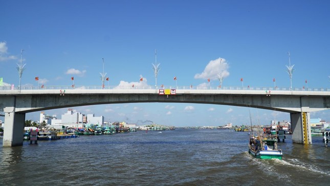 Dự án hơn 2.000 tỷ đồng kết nối cửa biển vùng cực Nam ảnh 10