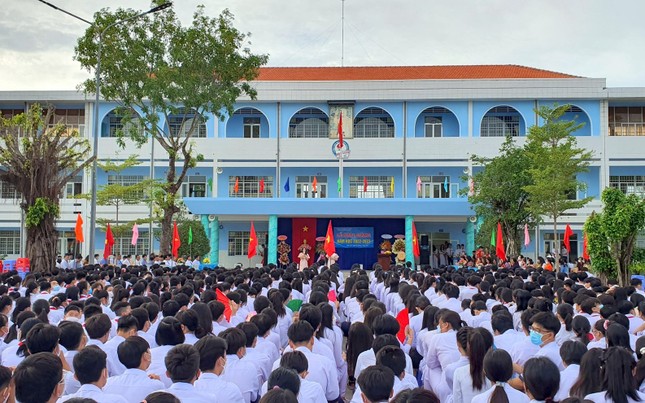 Bạc Liêu dừng lớp chất lượng cao ở cấp 1 do học sinh bị áp lực ảnh 1