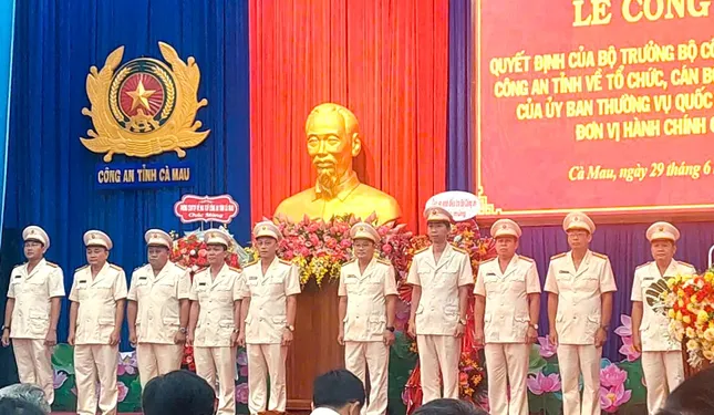 Công an tỉnh Cà Mau mới có 6 phó giám đốc ảnh 1