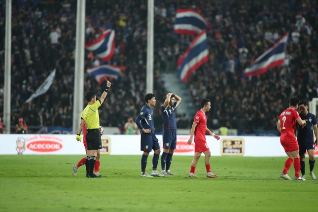Đánh bại Thái Lan 3-2, tuyển Việt Nam đăng quang ASEAN Cup 2024 xứng đáng ảnh 2
