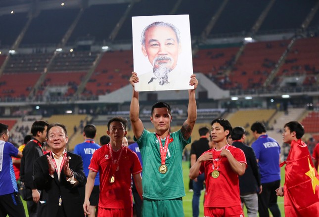 Nguyễn Đình Triệu từng bỏ dở bóng đá, nằm mơ cũng không dám nghĩ đến vô địch ASEAN Cup 2024 ảnh 1