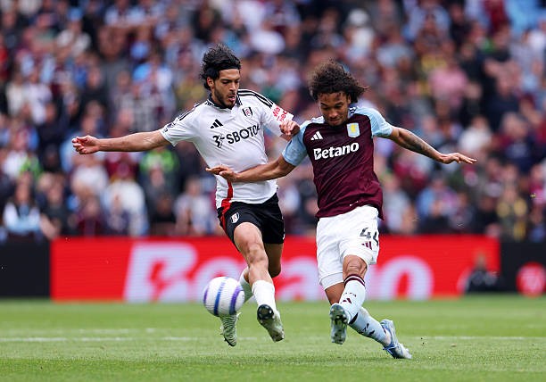 Thắng nhọc Fulham, Aston Villa 'thổi lửa' vào tốp 5 Ngoại hạng Anh ảnh 2