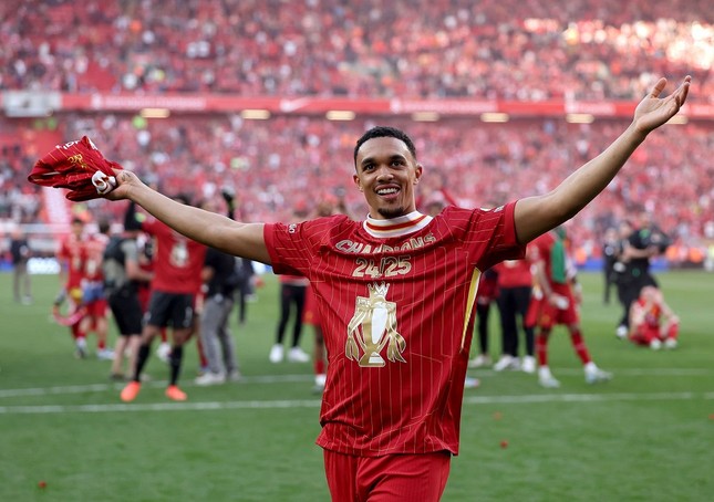Trent Alexander Arnold chính thức chia tay Liverpool, gia nhập Real Madrid ảnh 1