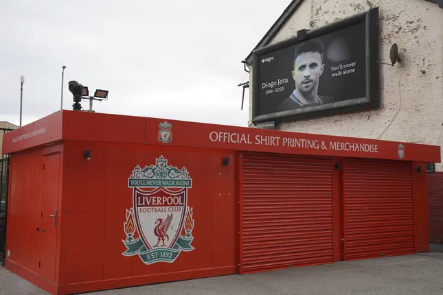 Liverpool tri ân Diogo Jota, trả toàn bộ 2 năm lương còn lại trong hợp đồng ảnh 1