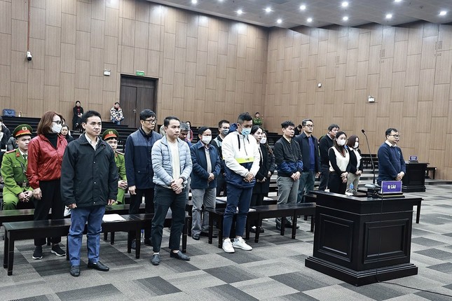 3 cựu phó giám đốc sở sắp hầu tòa phúc thẩm giai đoạn 2 vụ án 'Chuyến bay giải cứu' ảnh 1