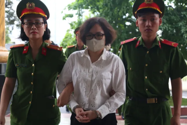 Cựu ‘Phó tướng’ Tập đoàn FLC: Đứng tên các công ty theo chỉ đạo nhưng ‘không quản lý, điều hành’- Ảnh 1. Cựu ‘Phó tướng’ Tập đoàn FLC: Đứng tên các công ty theo chỉ đạo nhưng ‘không quản lý, điều hành’- Ảnh 1.