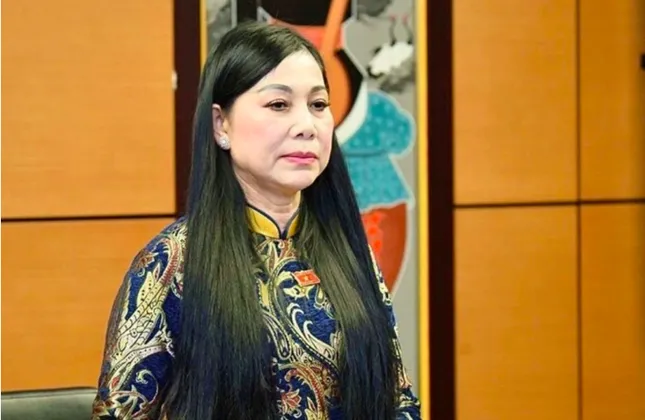 Bà Hoàng Thị Thúy Lan cùng 4 cựu Bí thư Tỉnh ủy hầu tòa trong vụ án Tập đoàn Phúc Sơn ảnh 1