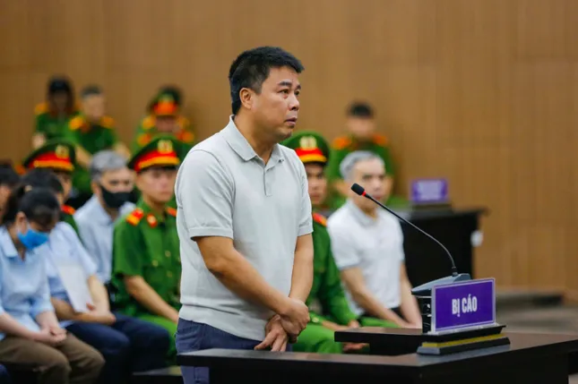 Lý do Chủ tịch Tập đoàn Phúc Sơn Nguyễn Văn Hậu được hưởng một phần hình phạt thấp hơn đề nghị của Viện kiểm sát- Ảnh 1. Lý do Chủ tịch Tập đoàn Phúc Sơn Nguyễn Văn Hậu được hưởng một phần hình phạt thấp hơn đề nghị của Viện kiểm sát- Ảnh 1.