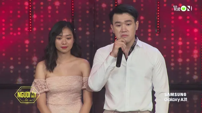 'Người ấy là ai' ngập tràn nước mắt, Hương Giang chính thức trao hoa cho CEO Matt Liu ảnh 1