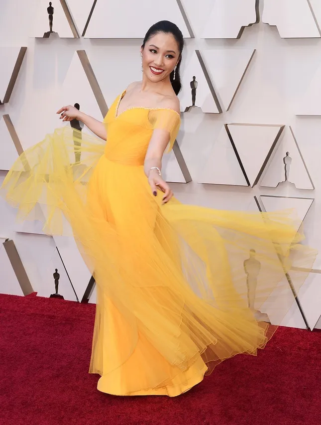 Mãn nhãn với những bộ cánh gợi cảm trên thảm đỏ Oscar 2019 ảnh 6